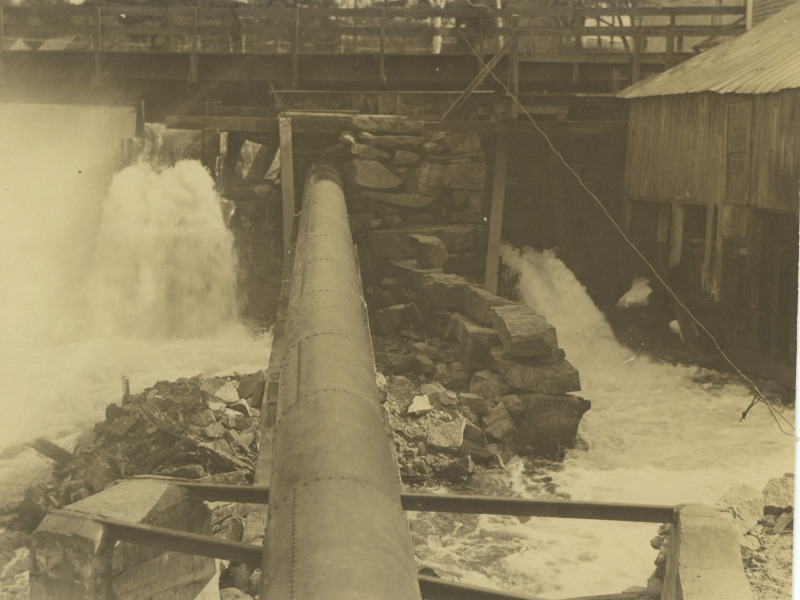 Scaled image s01212.jpg 