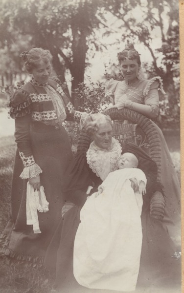 Scaled image s00143.jpg 